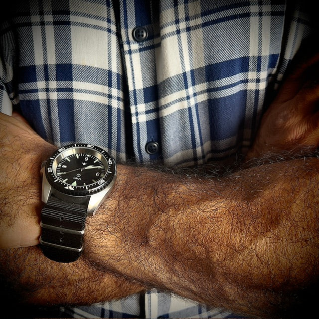 Stainless Steel Military Divers Watch with Automatic 24 Jewel Movement, 12/24 Hour Dial Format, Sapphire Crystal and Ceramic Bezel (Tactical Solid Strap Bars)