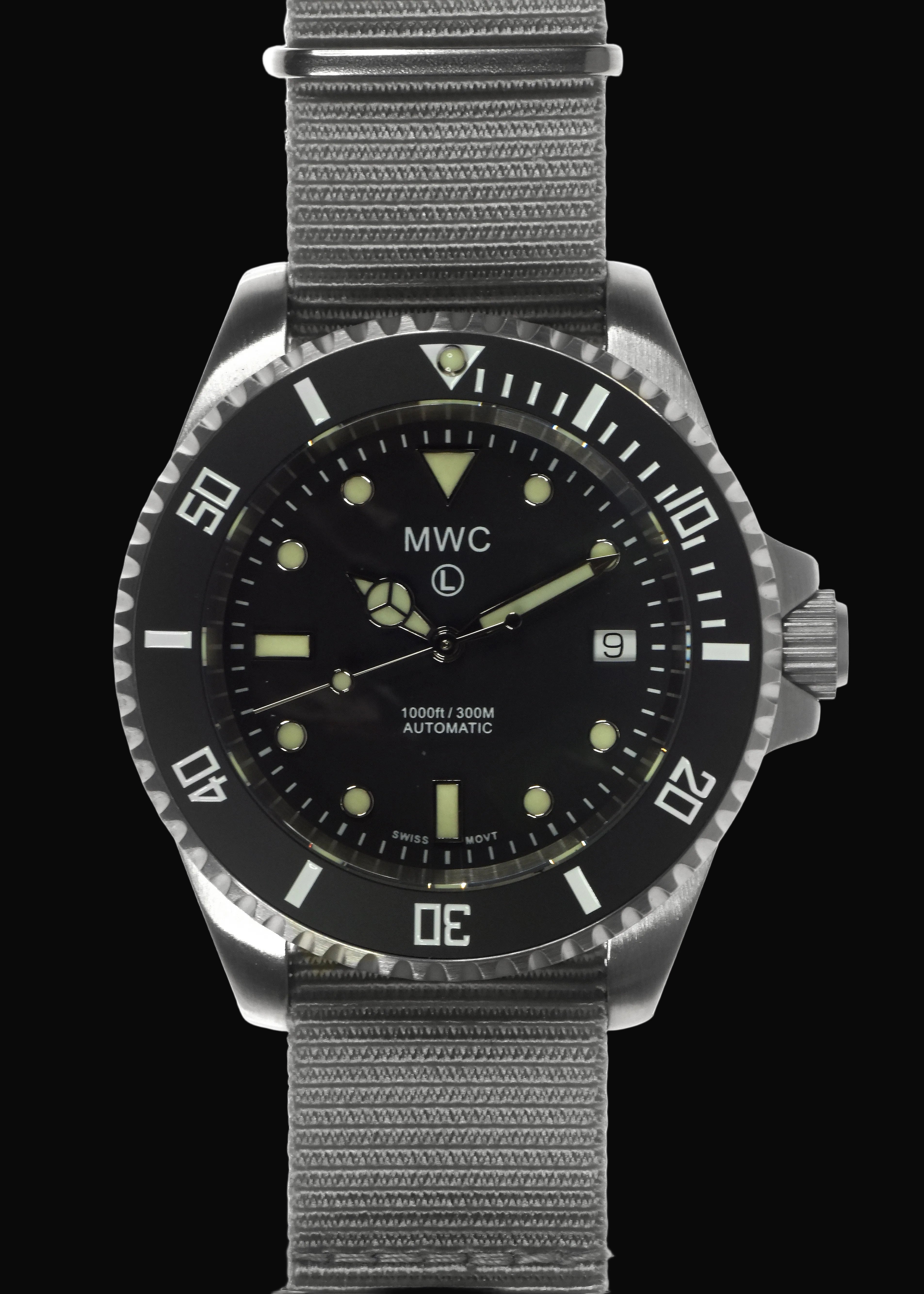 MWC Professional Military Diver 300m – Swiss Sellita SW200 Automatic with Sapphire Crystal, Ceramic Bezel & NATO Webbing Strap