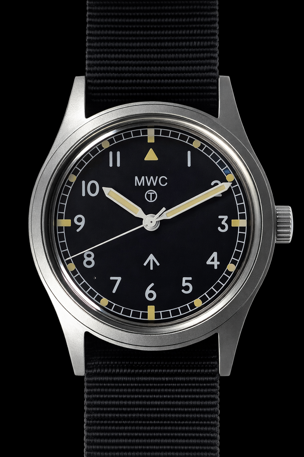 W10 1960s Pattern  Military Watch with Plexiglass Crystal and Handwound Mechanical Movement